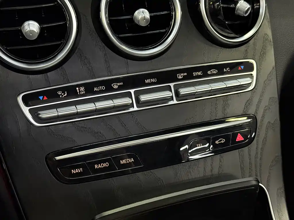 Mercedes-Benz C-Class 2020 — фото 12