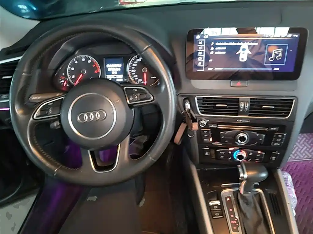 Audi Q5 2018 — фото 10