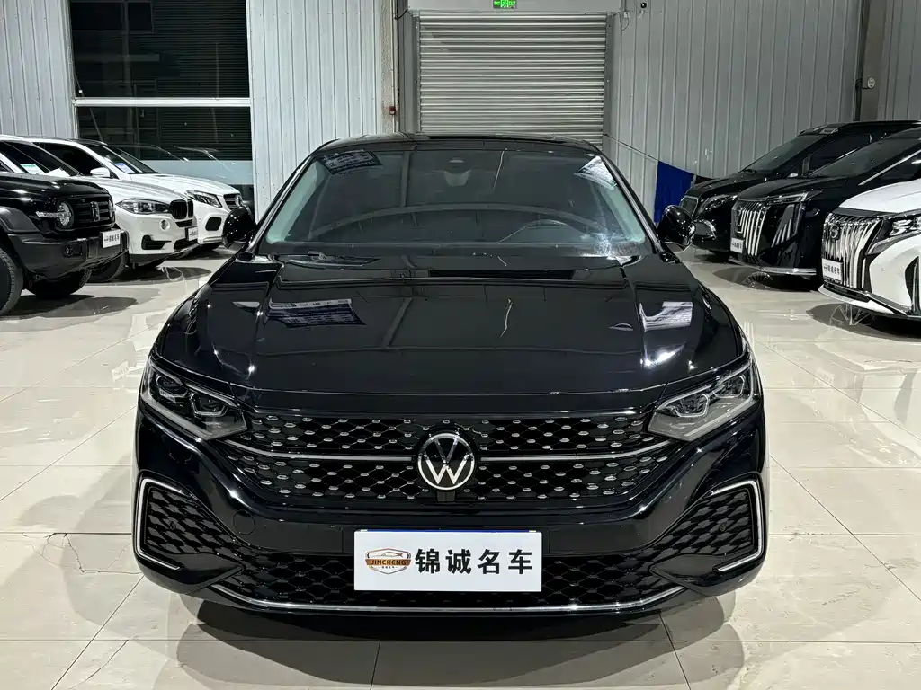 Volkswagen Passat 2022