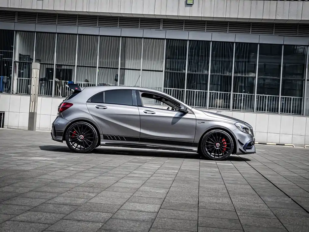 Mercedes-Benz A-Class AMG 2017 — фото 11