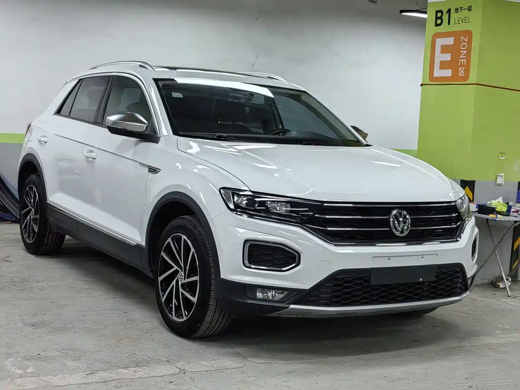 Volkswagen T-Roc 2019 — фото 3
