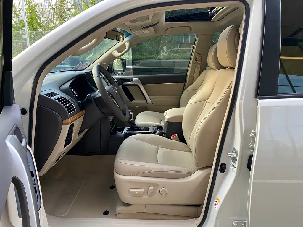 Toyota Prado 2019 — фото 21