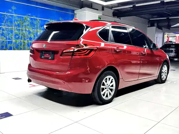 BMW 2 Series Station Wagon 2016