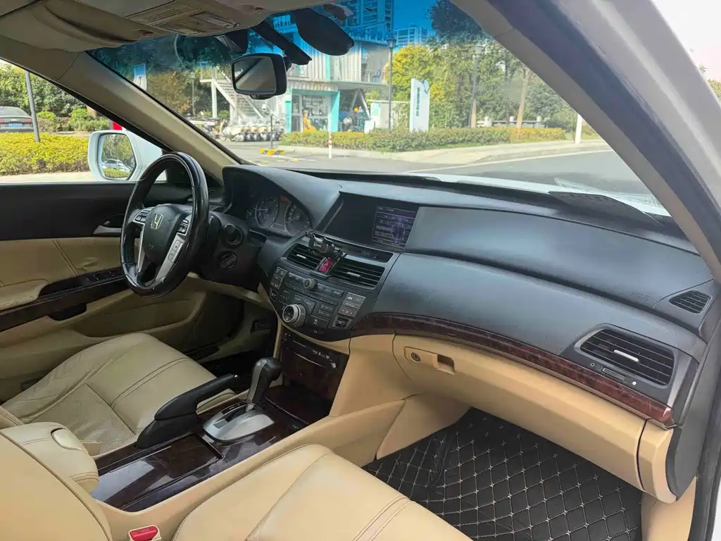 Honda Crosstour 2014 — фото 11