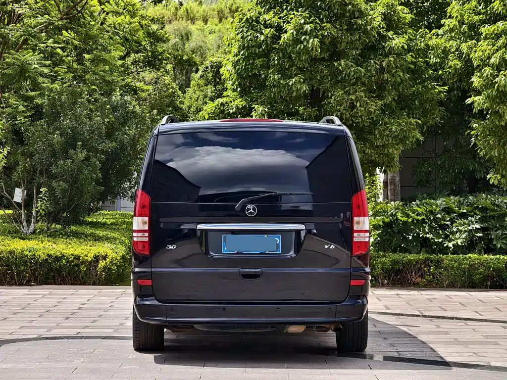 Mercedes-Benz Viano 2014