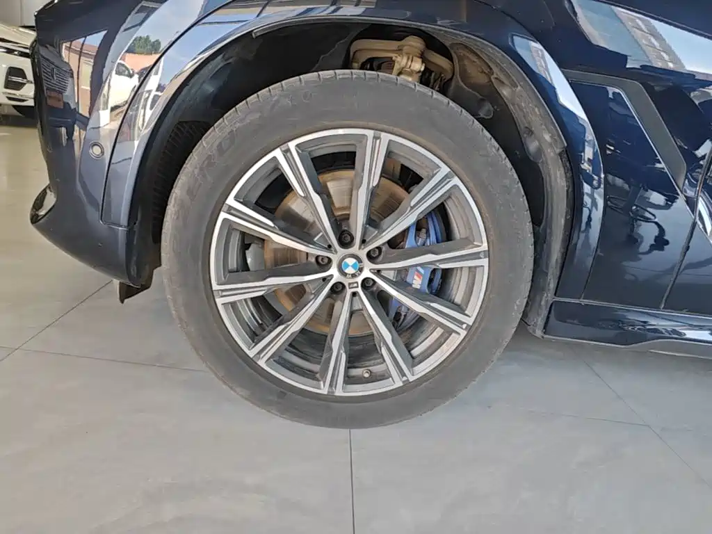 BMW X6 2023 — фото 23