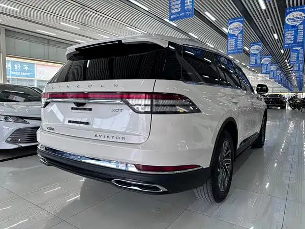 Lincoln Aviator 2023