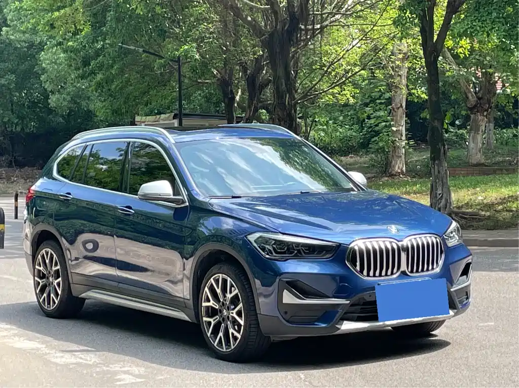 BMW X1 2021 — фото 3