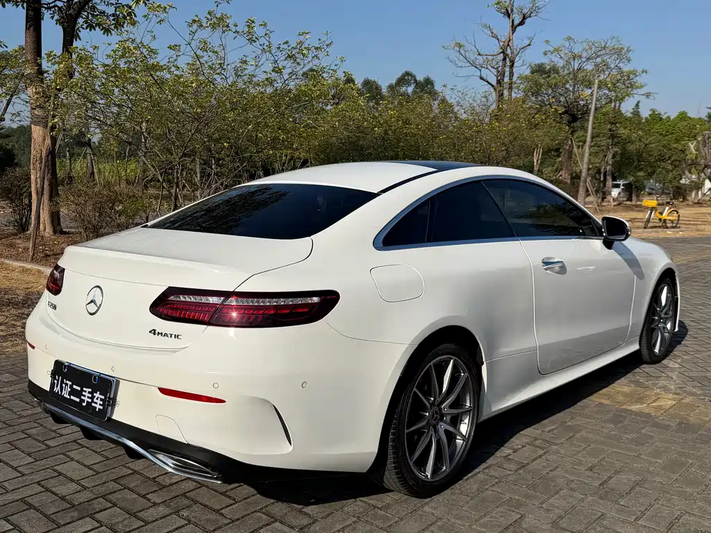 Mercedes-Benz E-Class 2023 — фото 28
