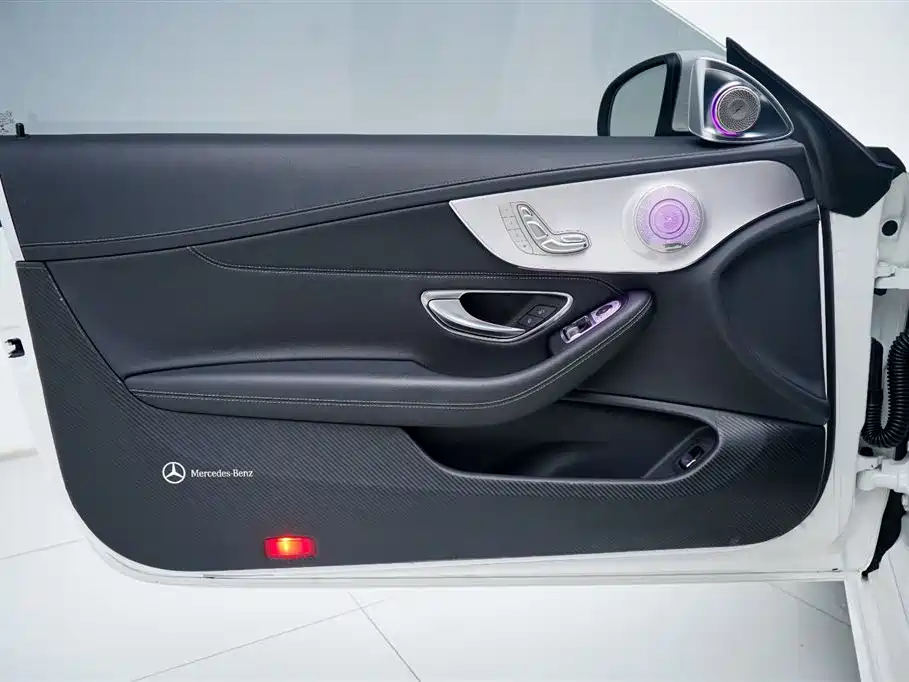 Mercedes-Benz C-Class 2020 — фото 11