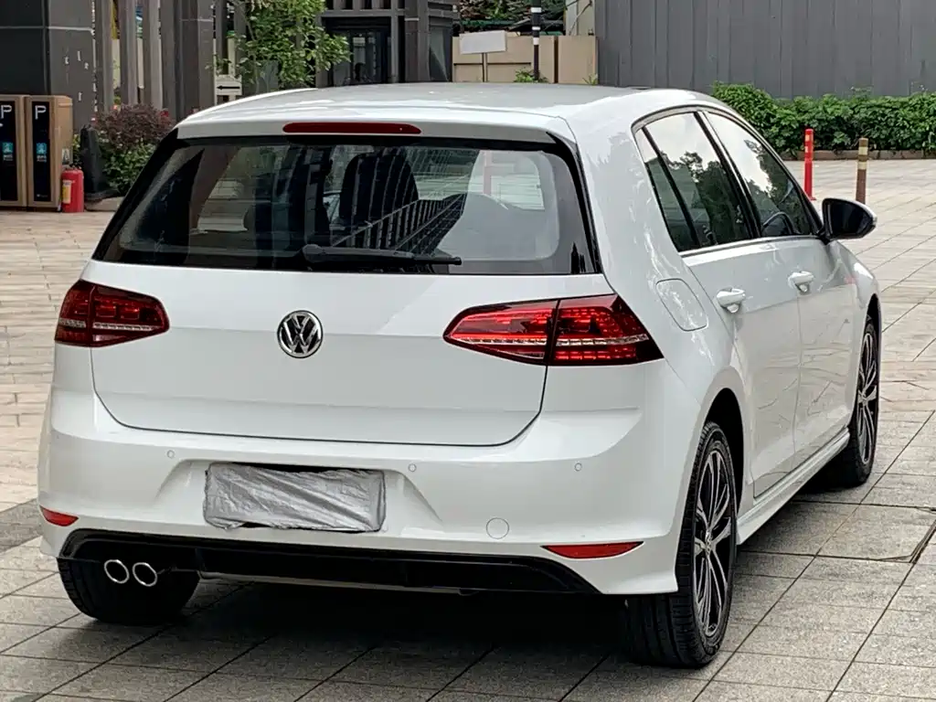 Volkswagen Golf 2016 — фото 11