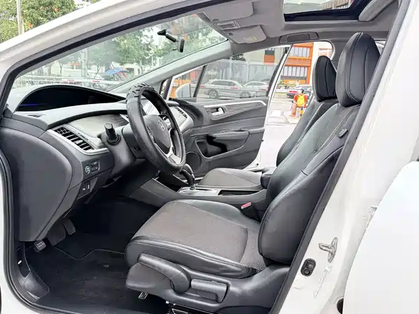 Honda Jade 2019