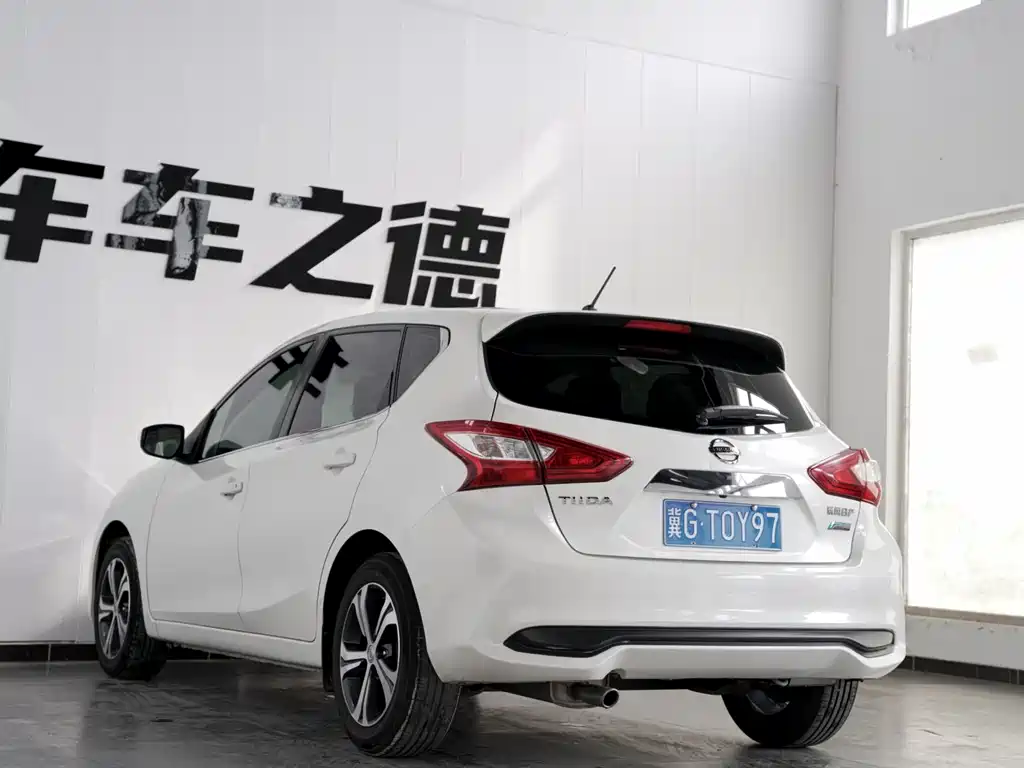 Nissan Tiida 2019 — фото 19