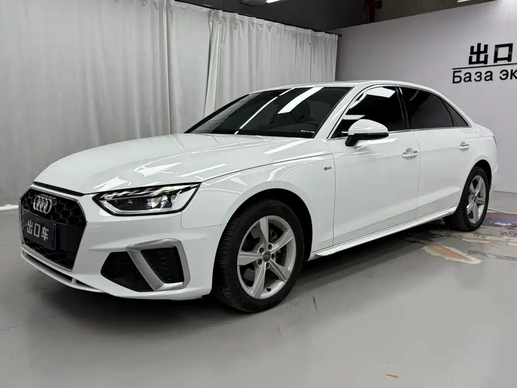 Audi A4L 2021