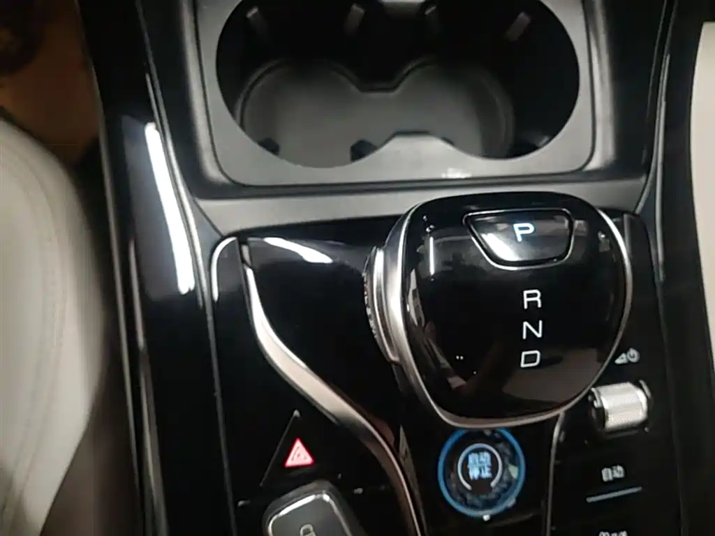 BYD Qin PLUS 2023 — фото 14