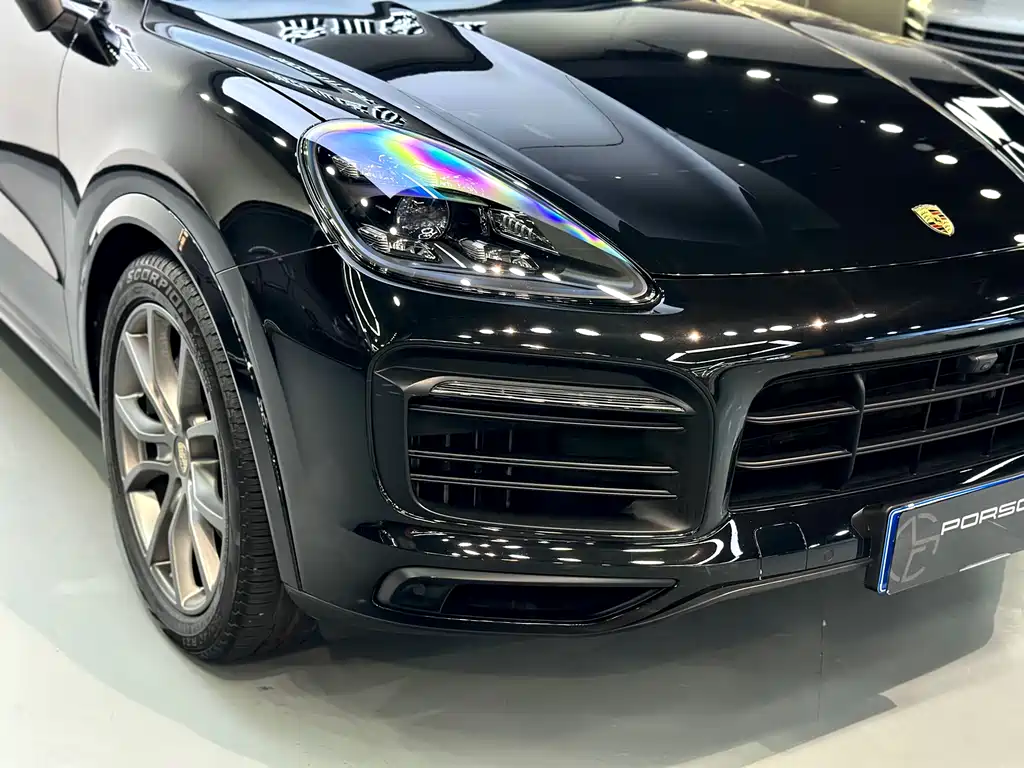 Porsche Cayenne 2023 — фото 10