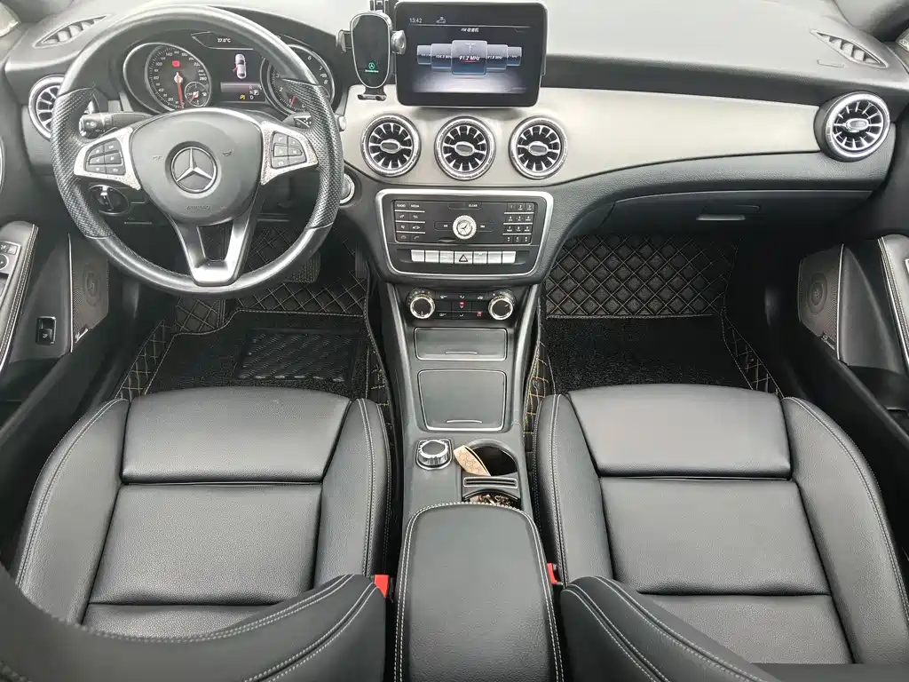 Mercedes-Benz CLA 2018 — фото 8