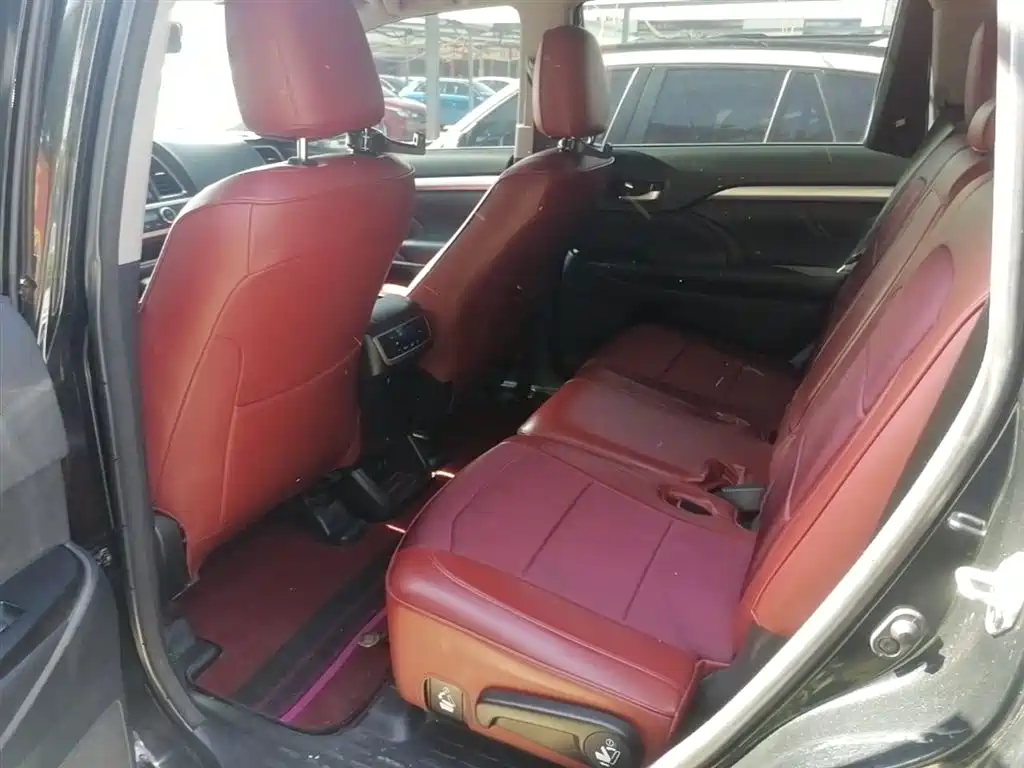 Toyota Highlander 2019 — фото 17