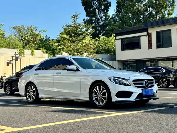 Mercedes-Benz C-Class 2017