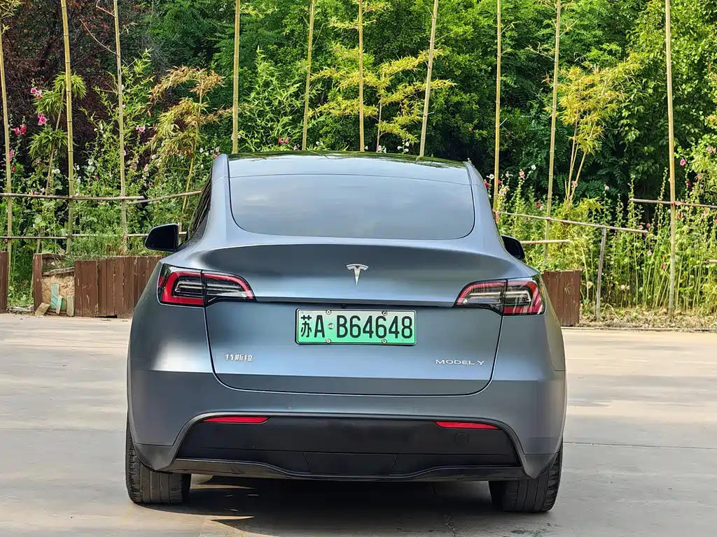 Tesla Model Y 2022 — фото 7