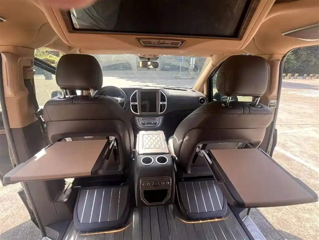 Mercedes-Benz Vito 2022 — фото 11