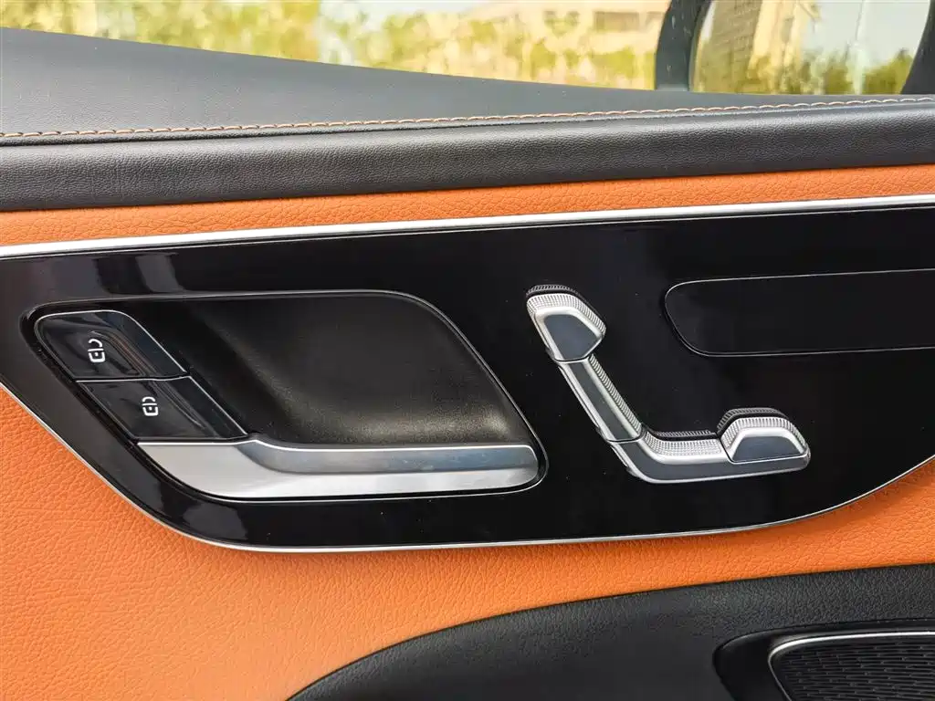 Mercedes-Benz C-Class 2023 — фото 33