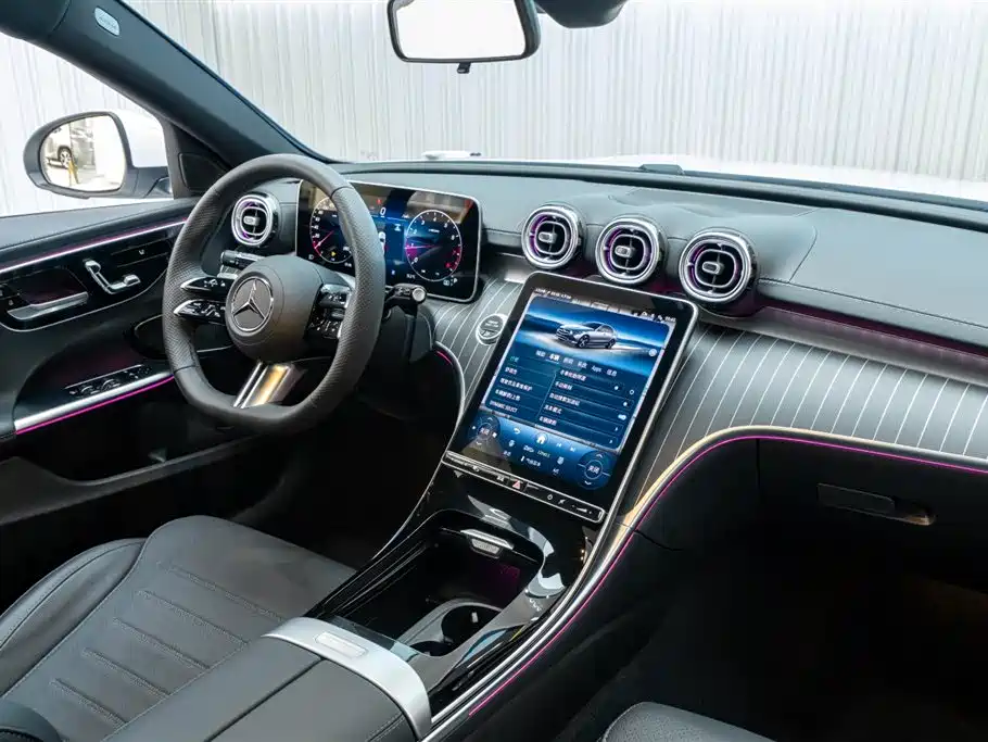 Mercedes-Benz C-Class 2025 — фото 22