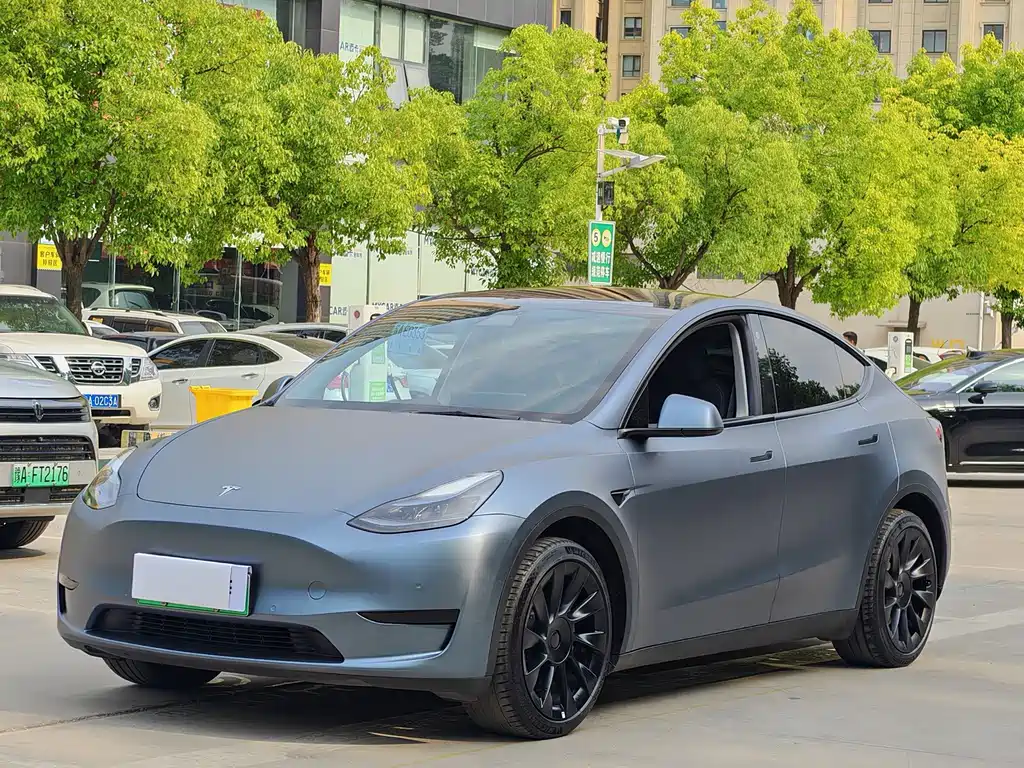 Tesla Model Y 2022