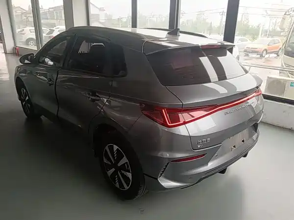 BYD e2 2023