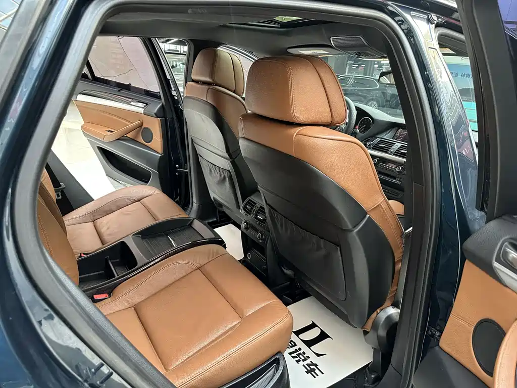 BMW X6 2013 — фото 21