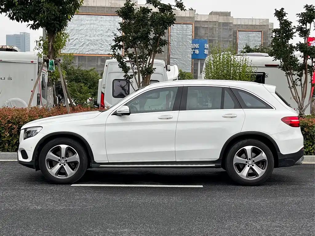 Mercedes-Benz GLC 2016
