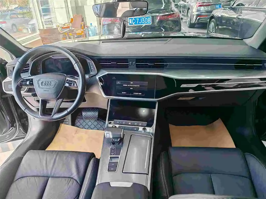 Audi A6L 2021