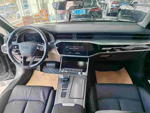 Audi A6L 2021