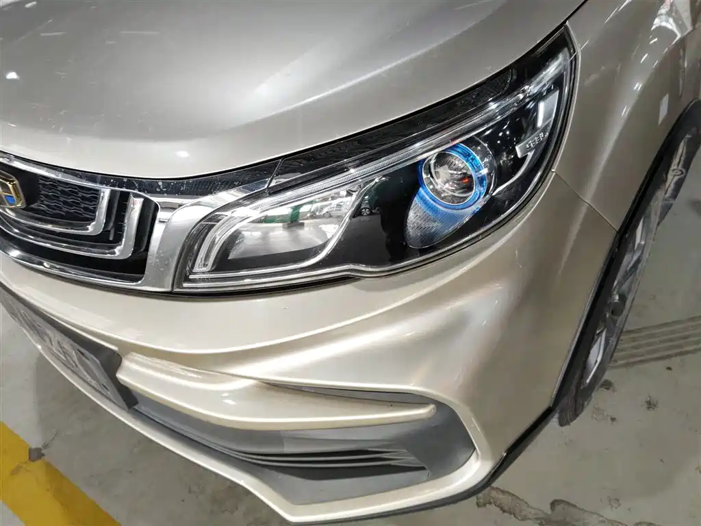 Geely Vision X3 2020 — фото 17
