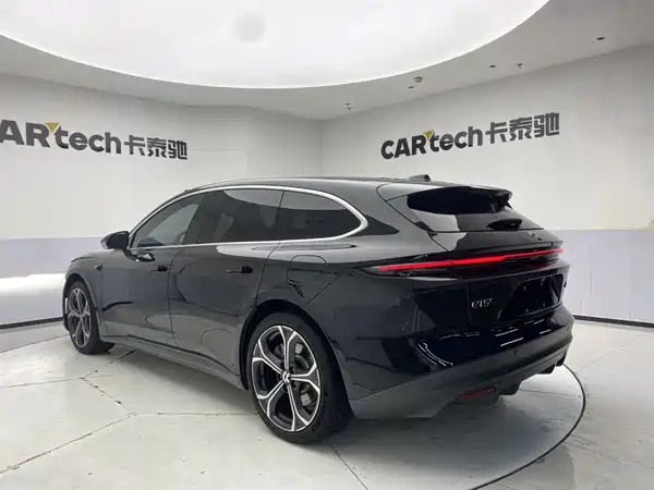 NIO ET5T 2024