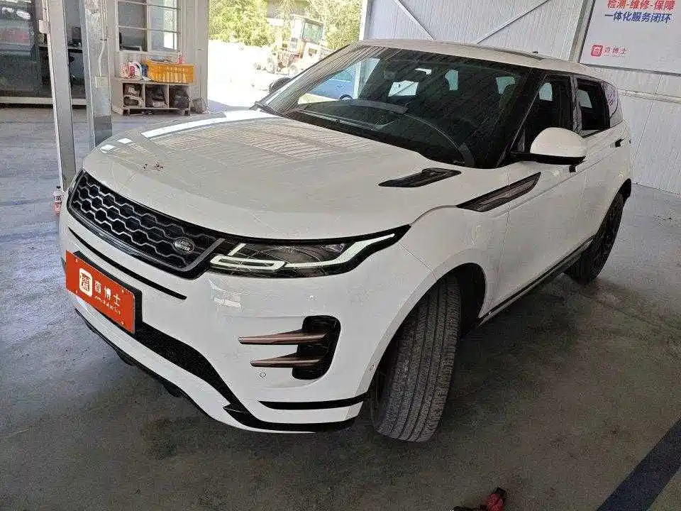 Land Rover Evoque 2021 — фото 1