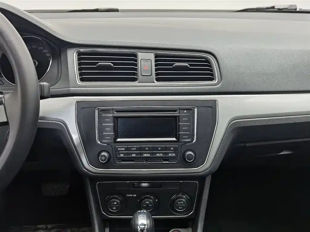 Volkswagen Gran Lavida 2018 — фото 12