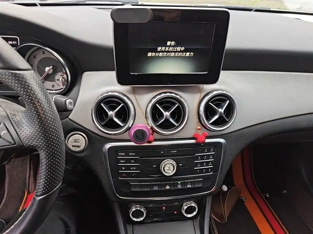 Mercedes-Benz GLA 2017 — фото 13