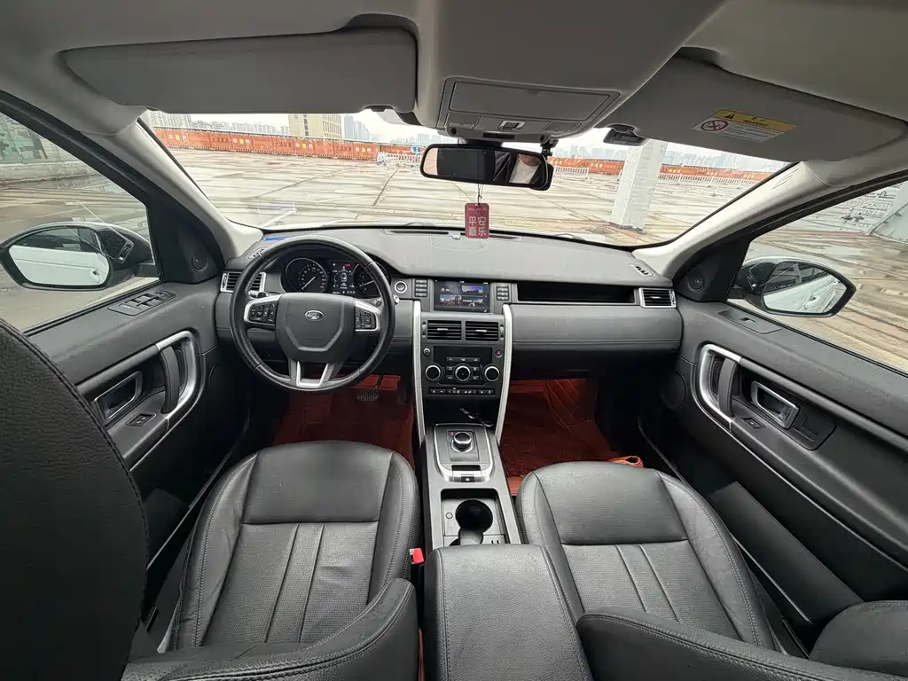 Land Rover Discovery Sport 2019 — фото 10