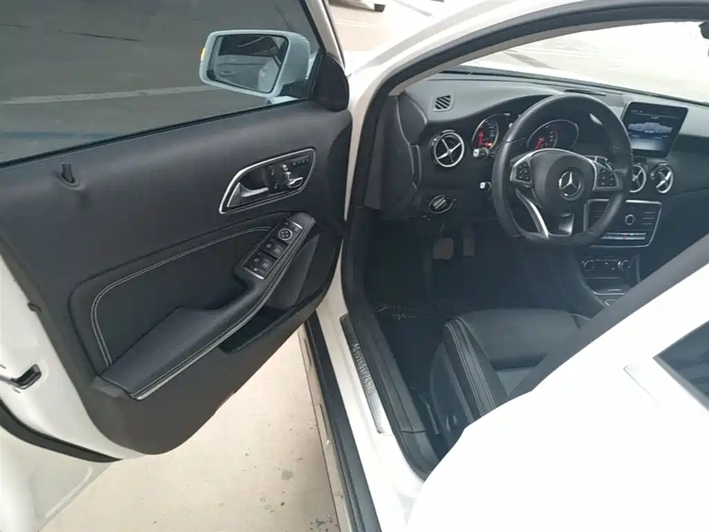 Mercedes-Benz GLA 2019 — фото 16