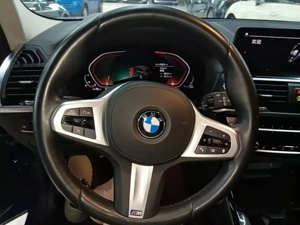 BMW X3 2021 — фото 11