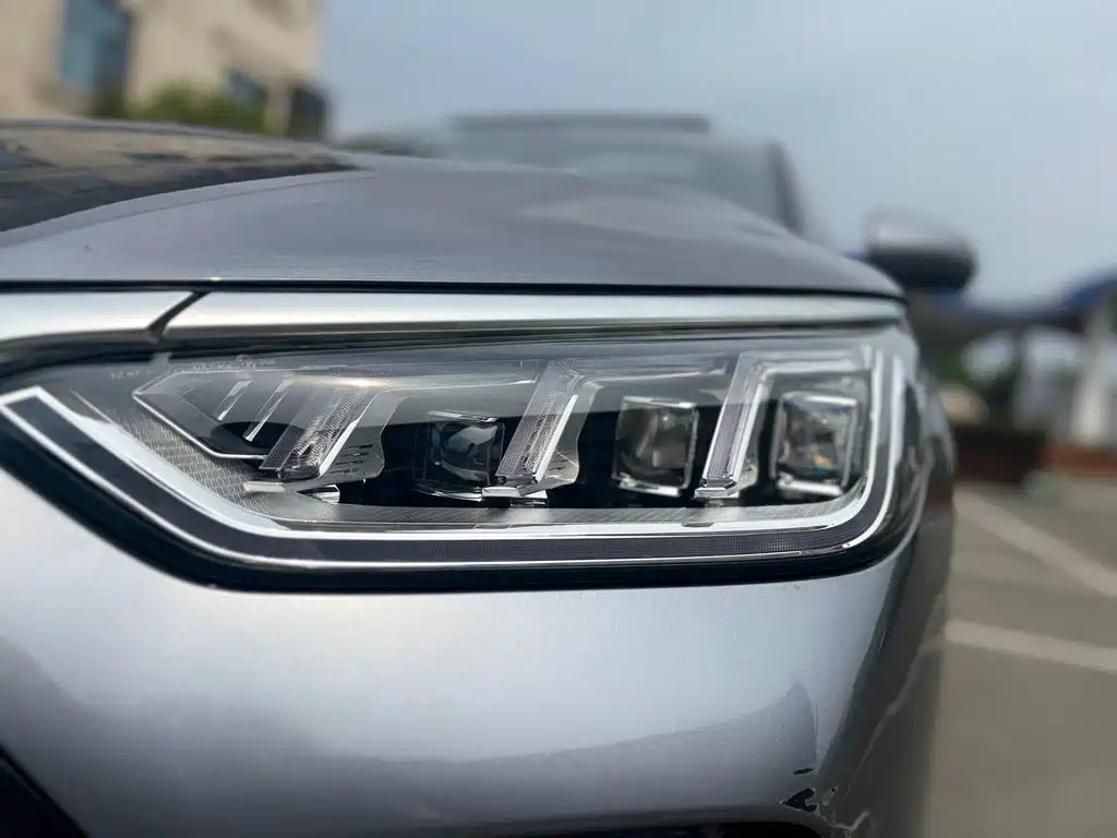 BYD PLUS New Energy 2022 — фото 10