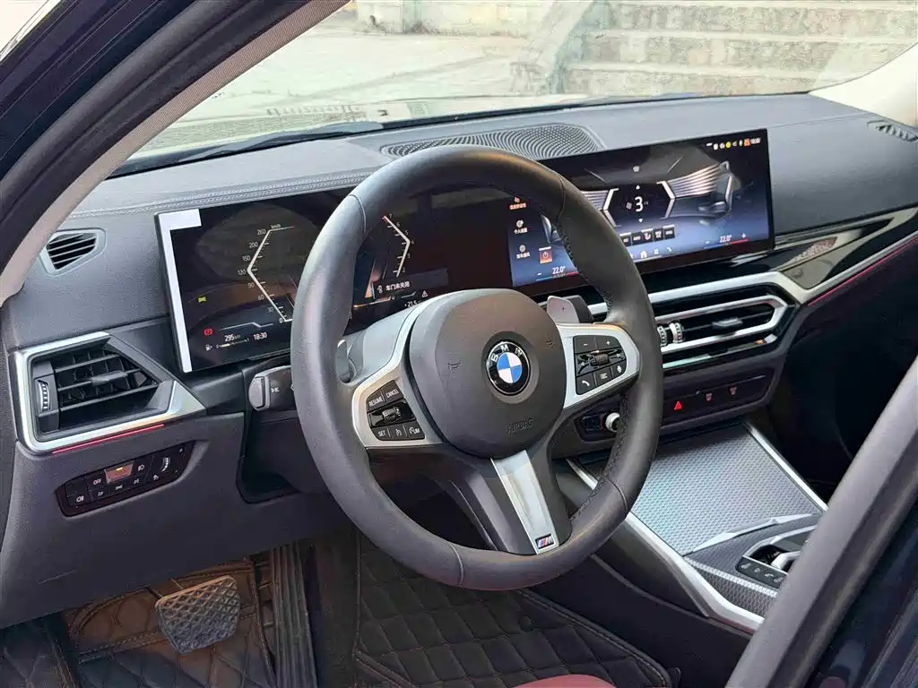 BMW 3 Series 2024 — фото 11