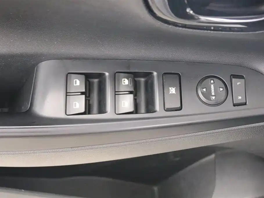 Hyundai Elantra 2021 — фото 12