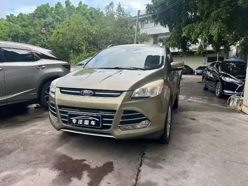 Ford Kuga 2015