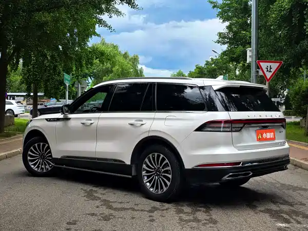 Lincoln Aviator 2023