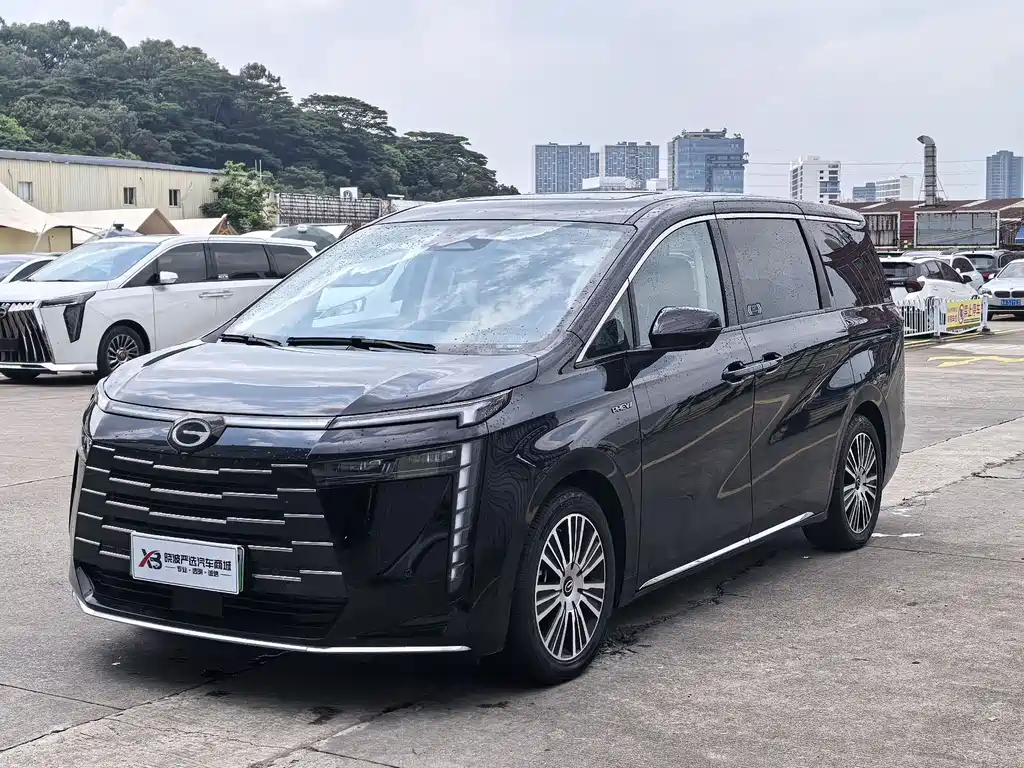 GAC Motor E8 PHEV 2024