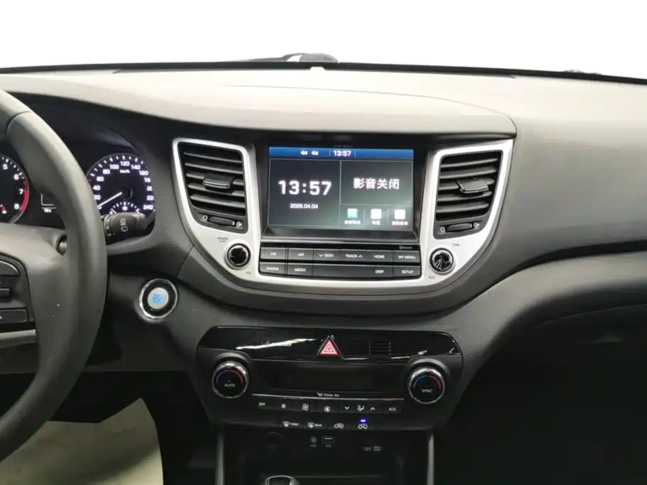 Hyundai Tucson 2018 — фото 13