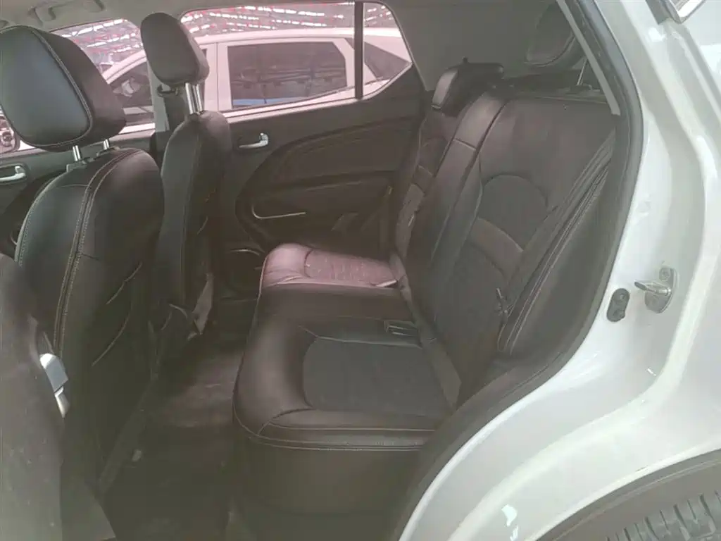 GAC Motor Trumpchi GS3 2019 — фото 17