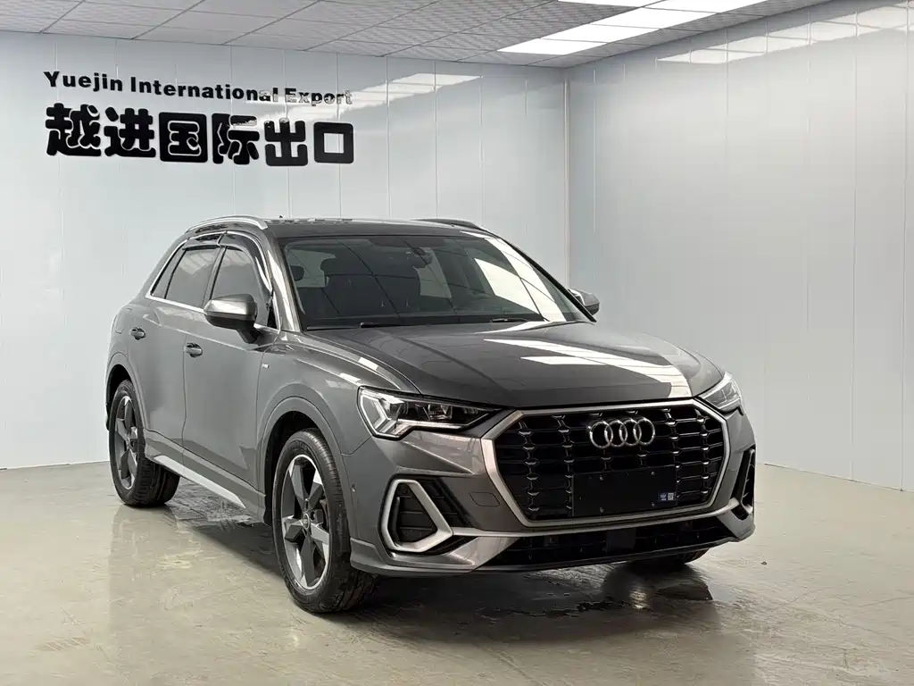 Audi Q3 2022 — фото 3